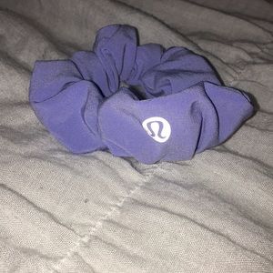 Lululemon scrunchie